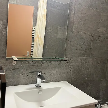 Apartment Confortable Au Centre - 4 Pers. *